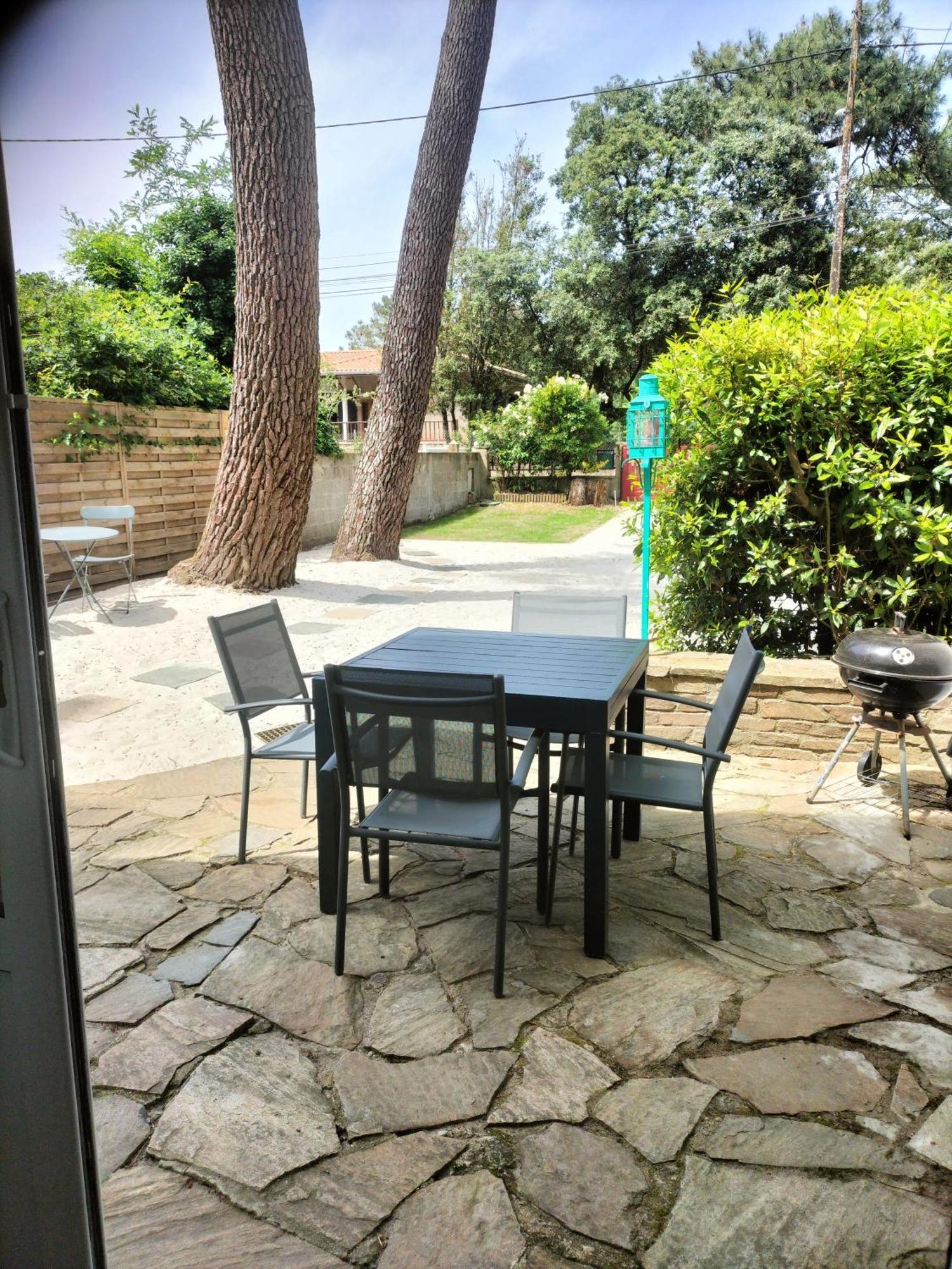Holiday home Maison A 50 M De La Sous Les Pins